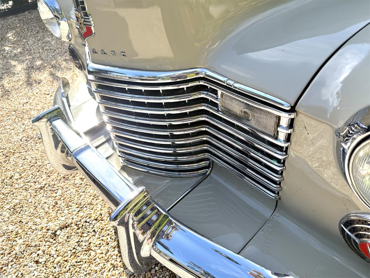 Cadillac-Series-62-convertible-coupe-1941-tan-Gray-42