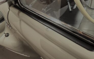 Cadillac-Series-62-convertible-coupe-1941-tan-Gray-50