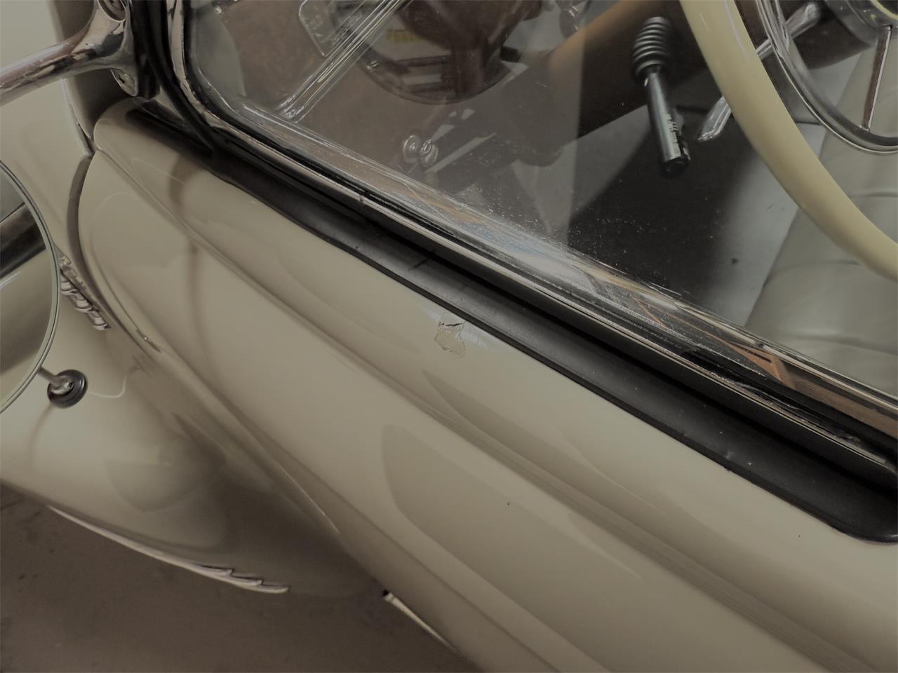 Cadillac-Series-62-convertible-coupe-1941-tan-Gray-50