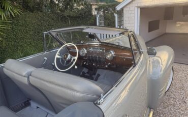 Cadillac-Series-62-convertible-coupe-1941-tan-Gray-51