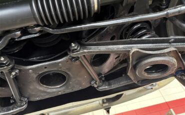 Cadillac-Series-62-convertible-coupe-1941-tan-Gray-55