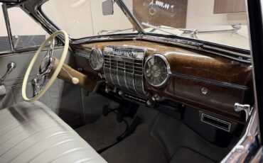 Cadillac-Series-62-convertible-coupe-1941-tan-Gray-6