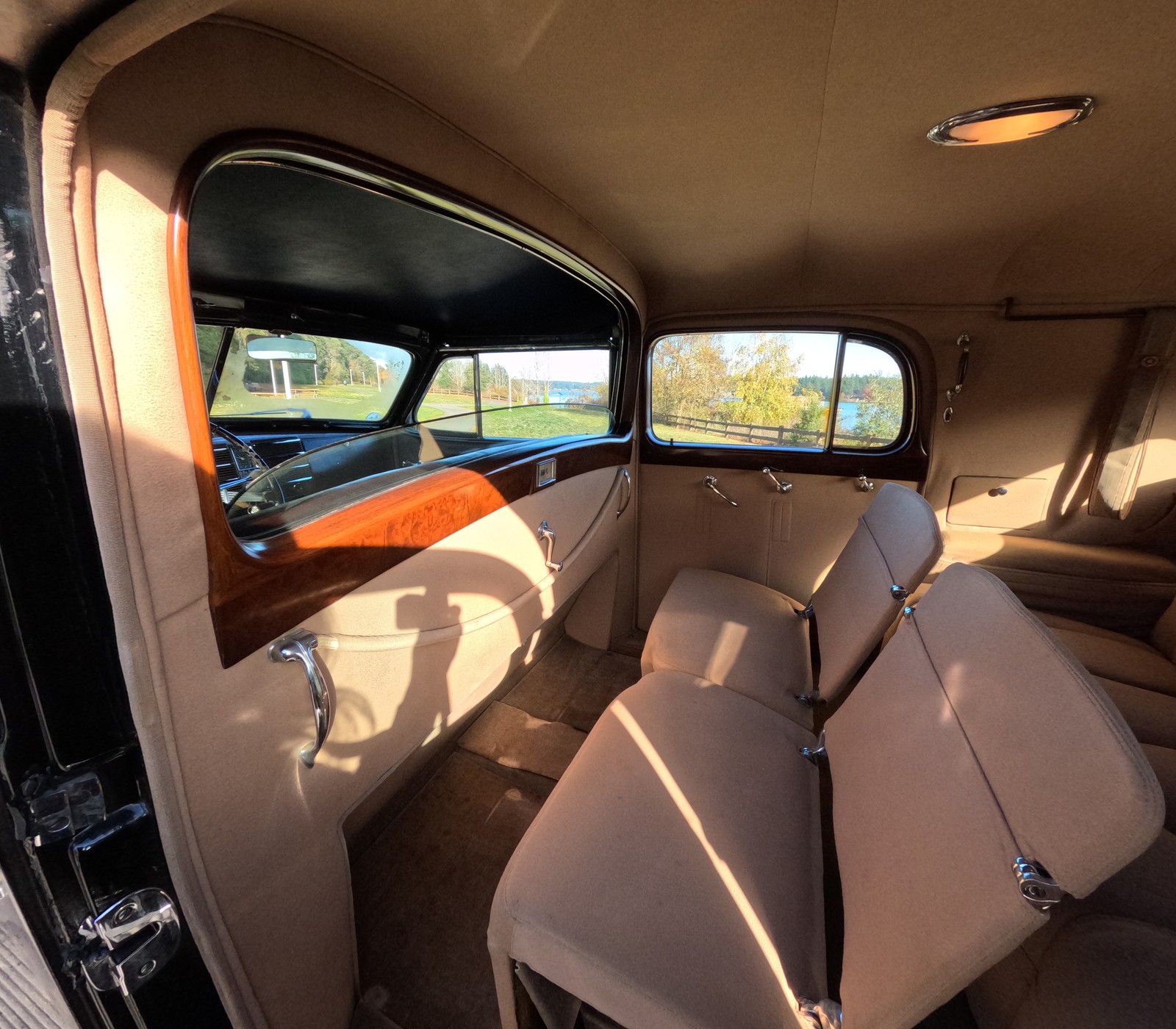 Cadillac-Series-90-1938-25