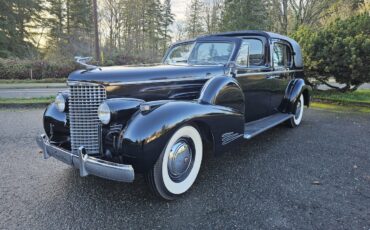 Cadillac-Series-90-1938-Town-Car-1
