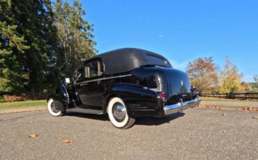 Cadillac-Series-90-1938-Town-Car-11