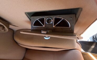 Cadillac-Series-90-1938-Town-Car-32