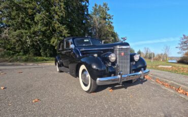Cadillac-Series-90-1938-Town-Car-5