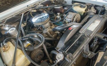 Cadillac-Seville-1977-Sedan-5