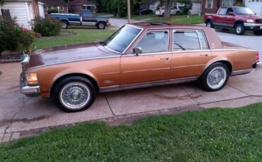 Cadillac-Seville-1978-Sedan-1