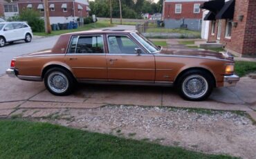 Cadillac-Seville-1978-Sedan-2