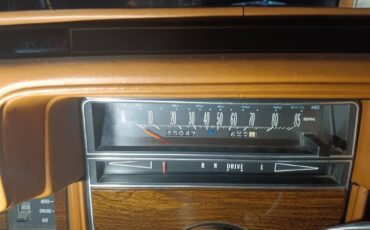 Cadillac-Seville-1978-Sedan-4