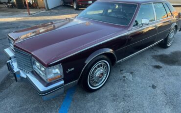 Cadillac-Seville-1985-Sedan-10