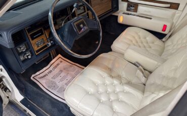 Cadillac-Seville-1985-Sedan-15