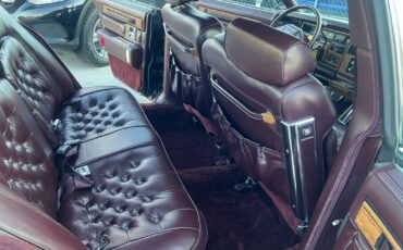 Cadillac-Seville-1985-Sedan-19