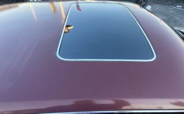 Cadillac-Seville-1985-Sedan-2