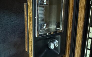 Cadillac-Seville-1985-Sedan-37