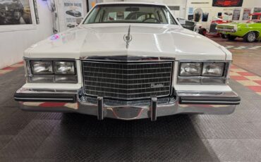 Cadillac-Seville-1985-Sedan-7