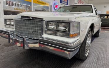 Cadillac-Seville-1985-Sedan-9