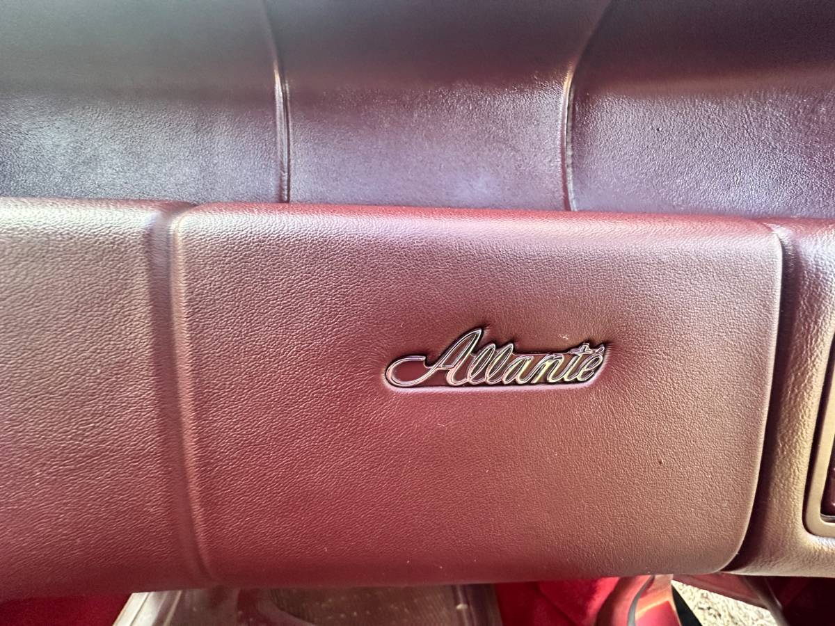 Cadillac-allante-1987-red-9