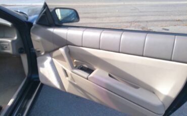 Cadillac-allante-1993-green-10