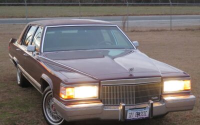 Cadillac brougham 1990