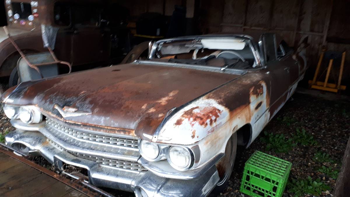 Cadillac-convertible-1960-grey-4