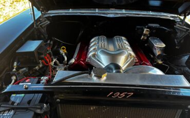 Cadillac-coupe-de-ville-1957-black-5