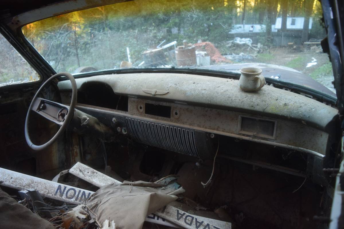 Cadillac-coupe-deville-1954-5