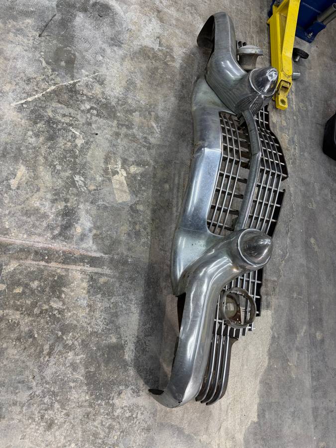 Cadillac-coupe-deville-1954-6