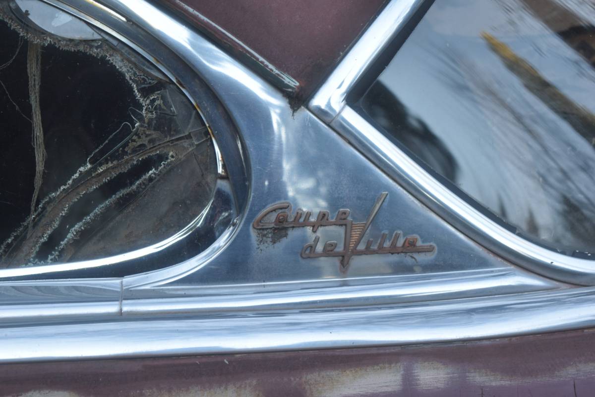 Cadillac-coupe-deville-1954-8