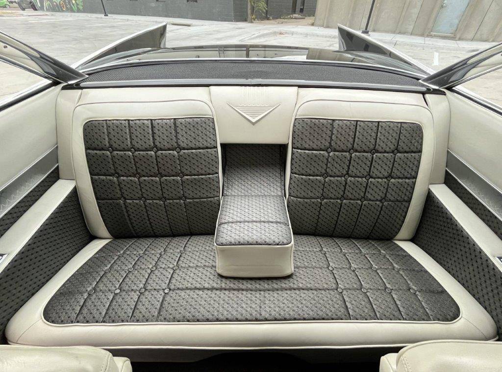 Cadillac-coupe-deville-1960-5