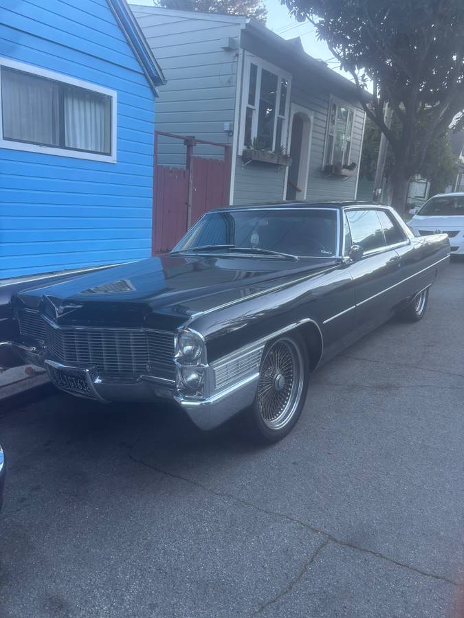 Cadillac-coupe-deville-1965-black-10