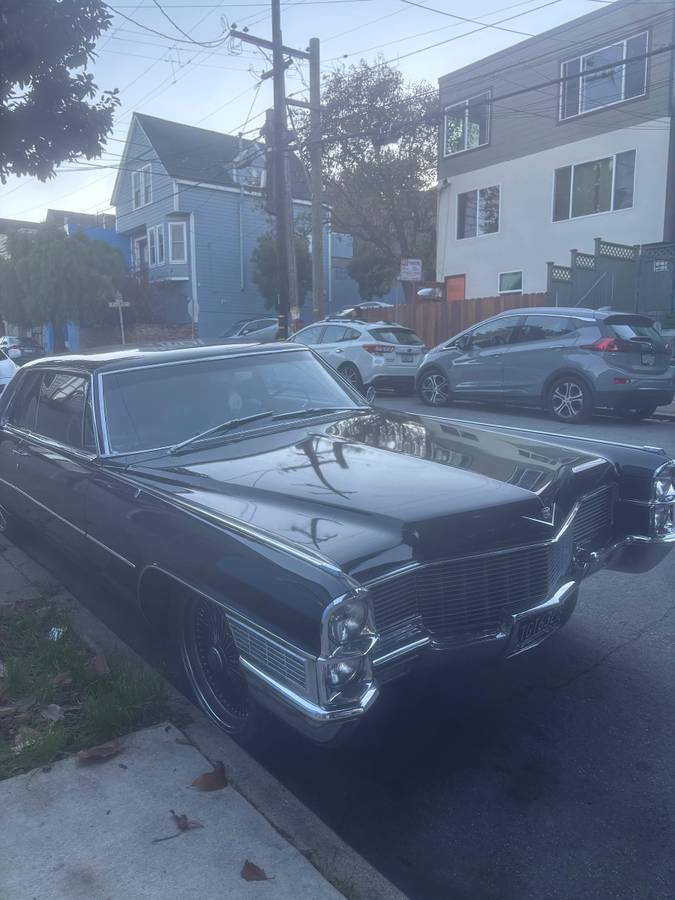 Cadillac-coupe-deville-1965-black-3