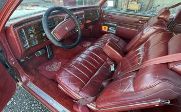 Cadillac-coupe-deville-1978-red-10