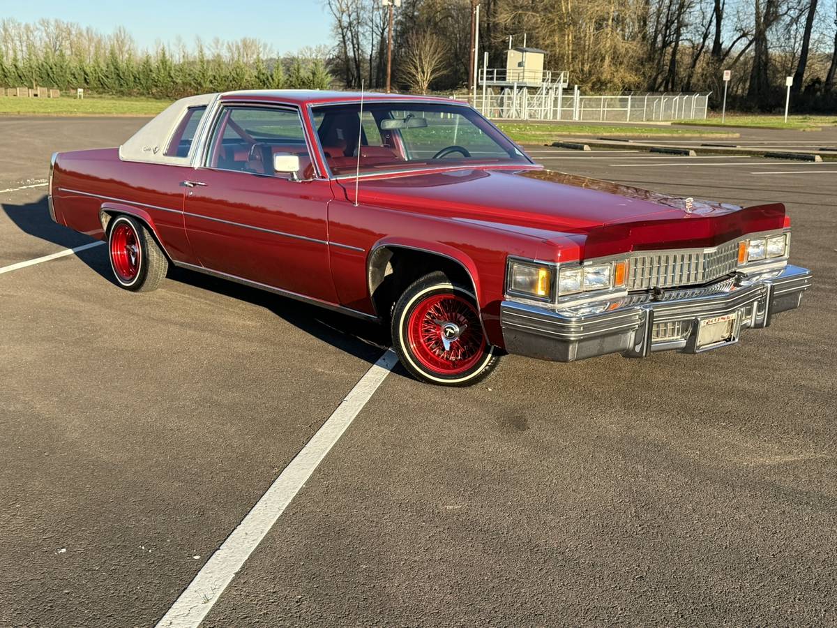 Cadillac-coupe-deville-1978-red-15