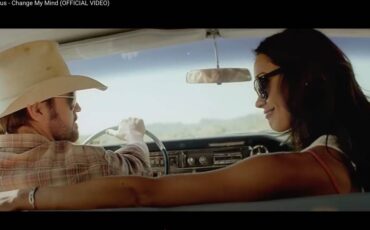 Cadillac-deville-1961-blue-10