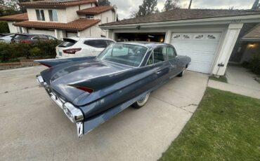 Cadillac-deville-1961-blue-5
