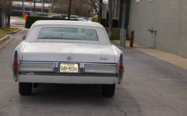 Cadillac-deville-1967-white-2
