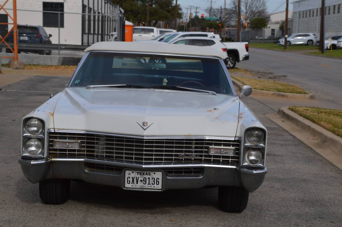 Cadillac-deville-1967-white-3