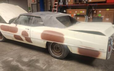 Cadillac-deville-1968-white