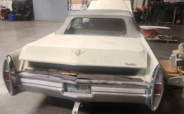 Cadillac-deville-1968-white-5