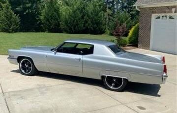 Cadillac-deville-1969-silver-10