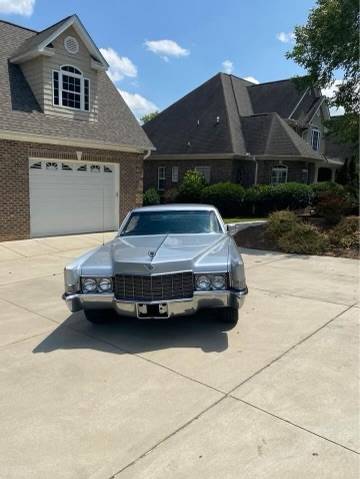 Cadillac-deville-1969-silver-2