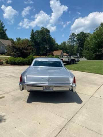 Cadillac-deville-1969-silver-3