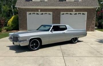 Cadillac-deville-1969-silver