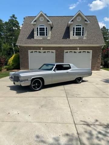 Cadillac-deville-1969-silver