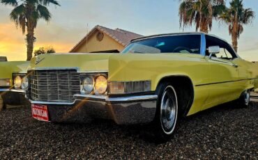 Cadillac-deville-1969-yellow-1