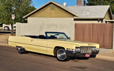 Cadillac-deville-1969-yellow-11