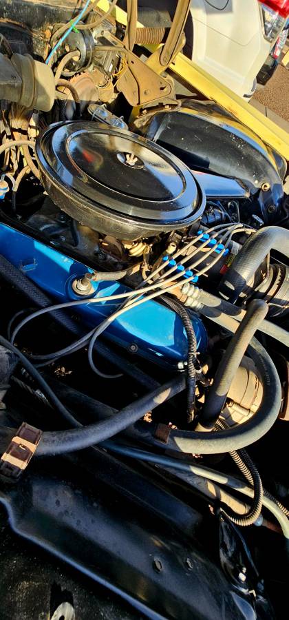 Cadillac-deville-1969-yellow-18