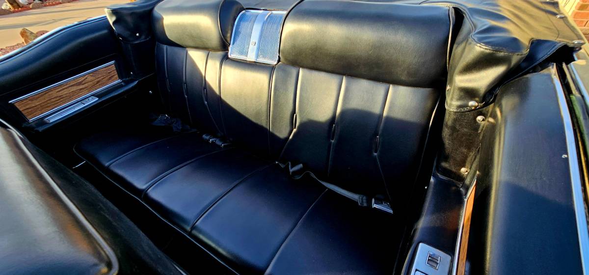 Cadillac-deville-1969-yellow-7